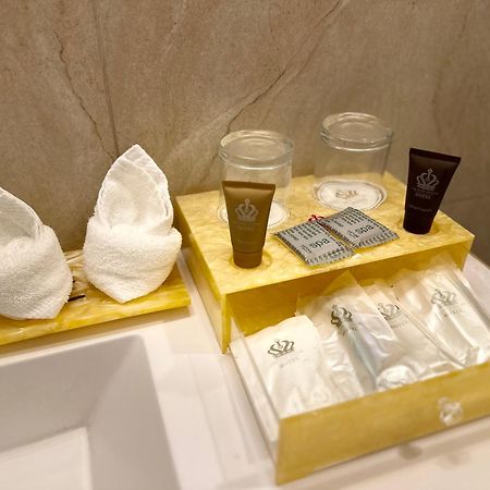 Hotel Crowner David Luaran gambar