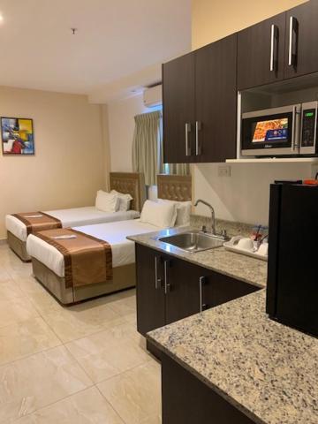 Hotel Crowner David Luaran gambar