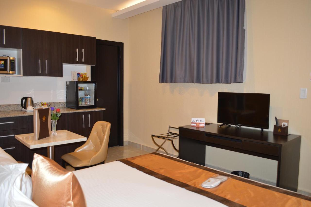 Hotel Crowner David Luaran gambar